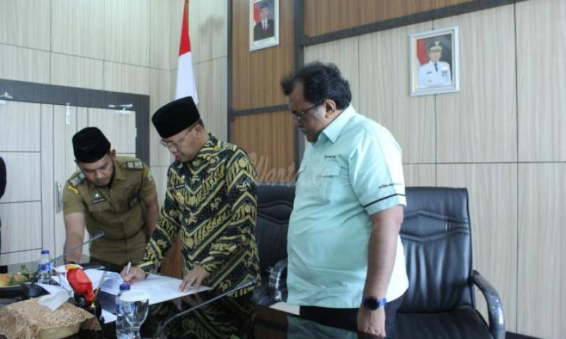 Penandatanganan MoU pabrik beton di Provinsi Bengkulu