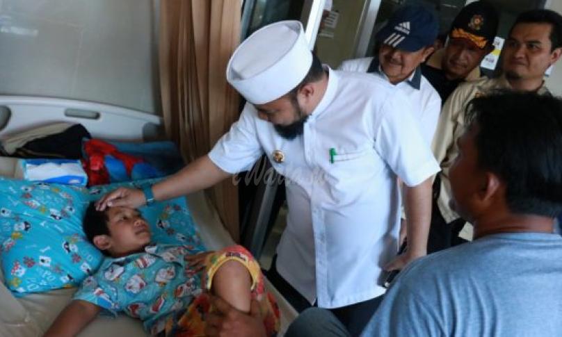 Walikota Bengkulu kunjungi korban banjir