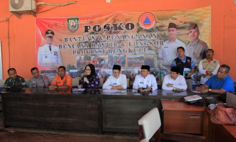 Pemerintah Provinsi Bengkulu, gelar jumpa pers, di Posko Utama kantor Badan Penanggulangan Bencana Daerah (BPBD) Provinsi Bengkulu
