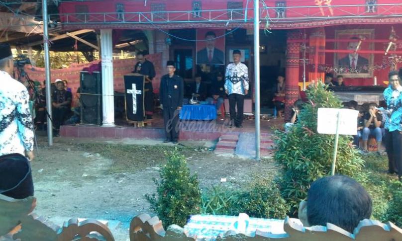 Upacara pelepasan Alm Yunus Hibur, Ketua PGRI Kecamatan Sabbang Kabupaten Luwu Utara