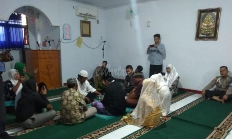 Polres Kota Bengkulu fasilitasi prosesi pernikahan tahanan di Masjid Polres Kota Bengkulu
