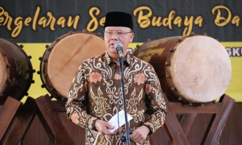 Gubernur Bengkulu (Dr. H. Rohidin Mersyah)