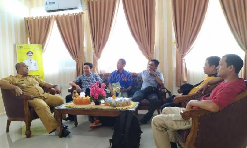 Audiensi pengurus Anggota Media Bengkulu Online (AMBO) bersama Kadis Kominfotik di dampingi Kabid IKP 