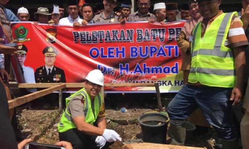 Peletakan batu pertama pembangunan Polsek Binduriang, Rejang Lebong, Bengkulu. Senin (8/8/2019)