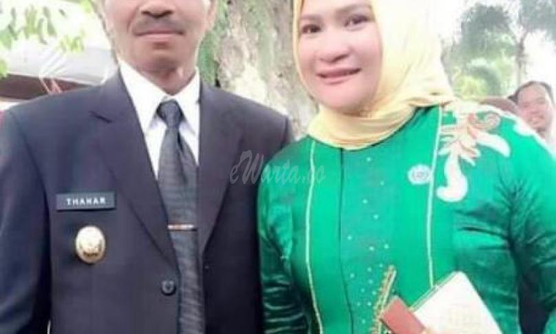 Ketua TP PKK, Enny Thahar yang juga istri Wakil Bupati Kabupaten Luwu Utara, Muh Thahar Rum.