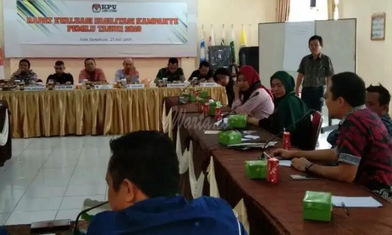 Rapat evaluasi fasilitasi kampanye pemilu
