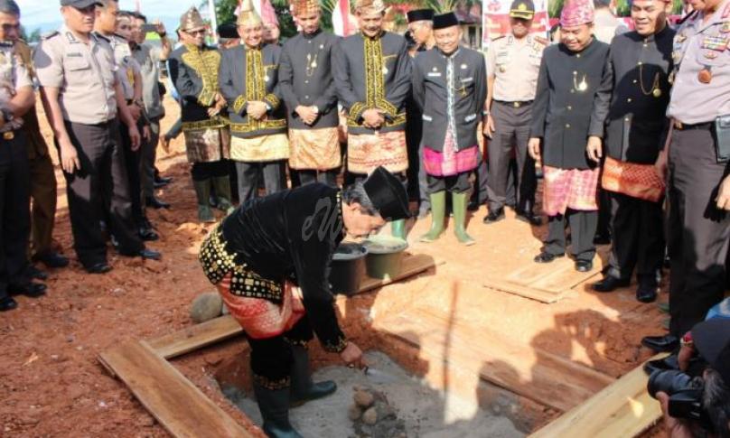 Bupati Benteng Dr. H Ferry Ramli peletakan batu pertama pembangunan gedung Polres