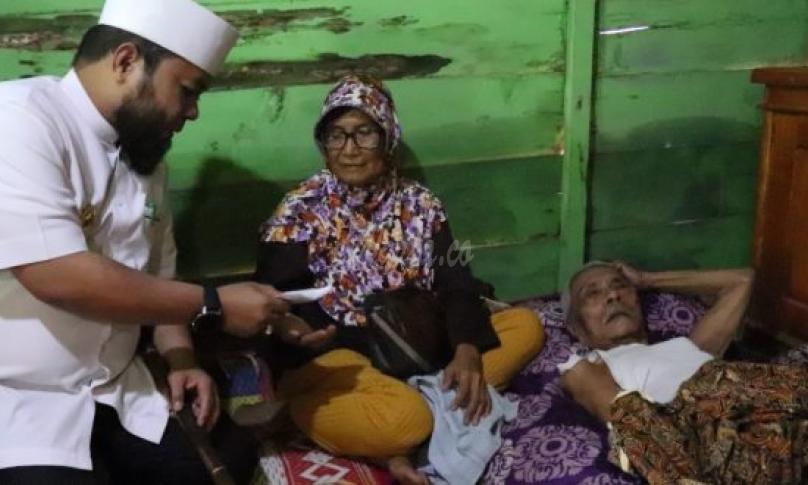 Walikota Bengkulu (H. Helmi Hasan, SE) 