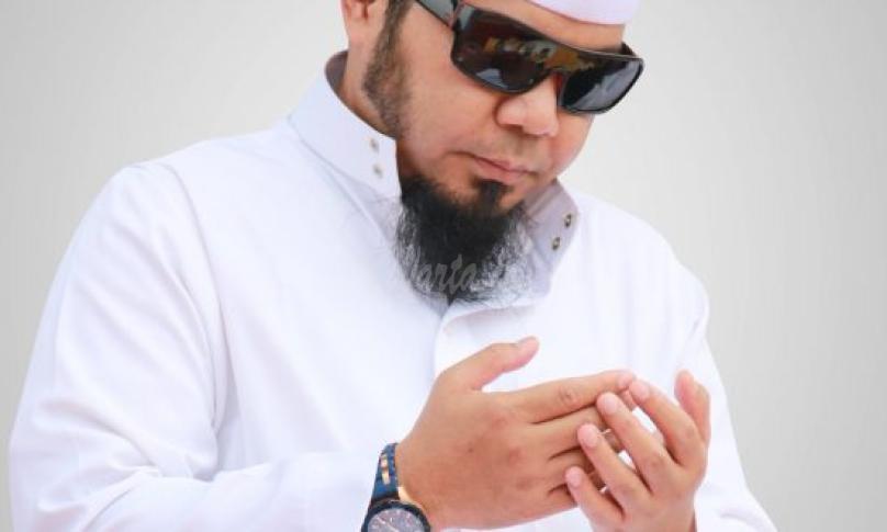 Walikota Bengkulu (H. Helmi Hasan, SE)