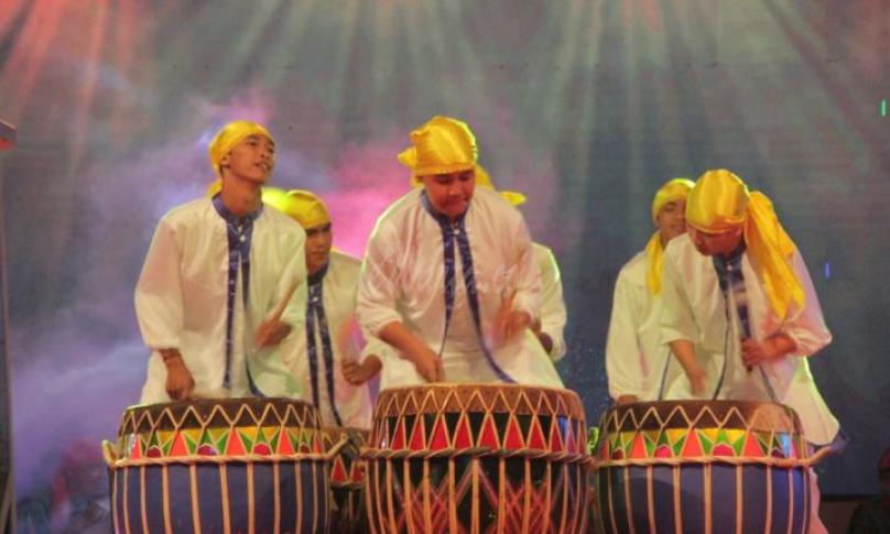 Salah satu pertunjukan finalis musik Dhol tahun 2019