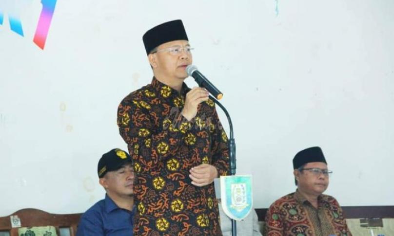 Gubernur Bengkulu (Dr. H. Rohidin Mersyah)