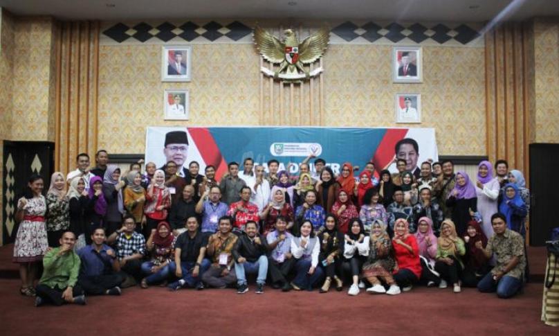 Pelatihan IVL ini para peserta diajarkan bagaimana bernegosiasi, membuat sebuah perencanaan dan bagaimana membuat suatu program kerja.