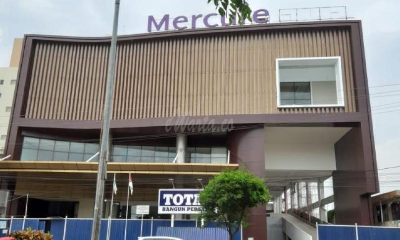 Tampilan Hotel Mercure di Jl Tanah Patah Kota Bengkulu.