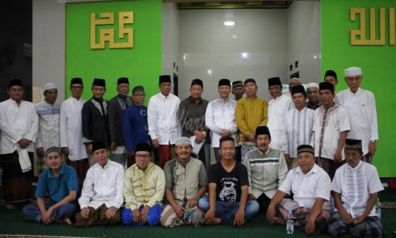 Penyerahan CSR dilaksanakan setelah Sholat Jumat (13/12).
