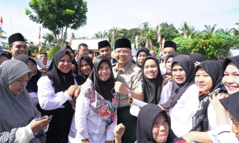 Gubernur Bengkulu (Dr. H. Rohidin Mersyah) 