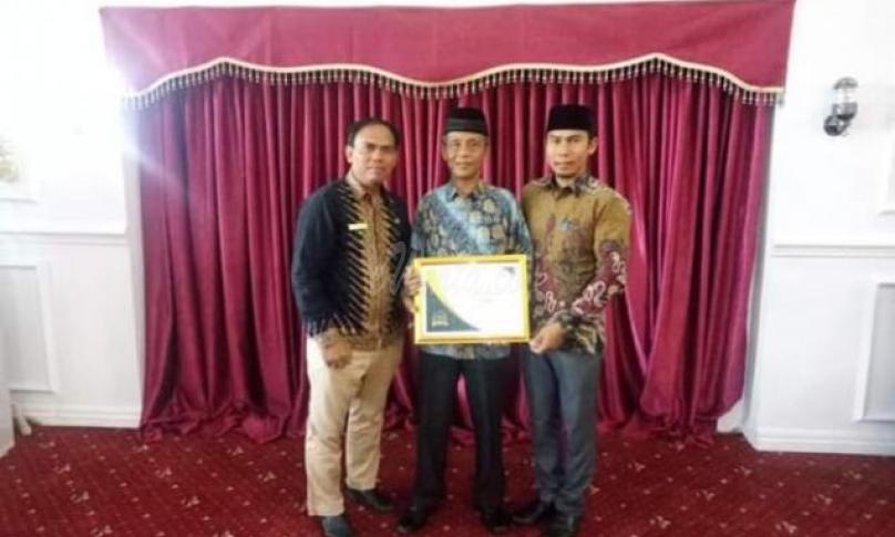 Dinas Kominfo Mukomuko raih penghargaan Keterbukaan Publik dari KIP provinsi Bengkulu.