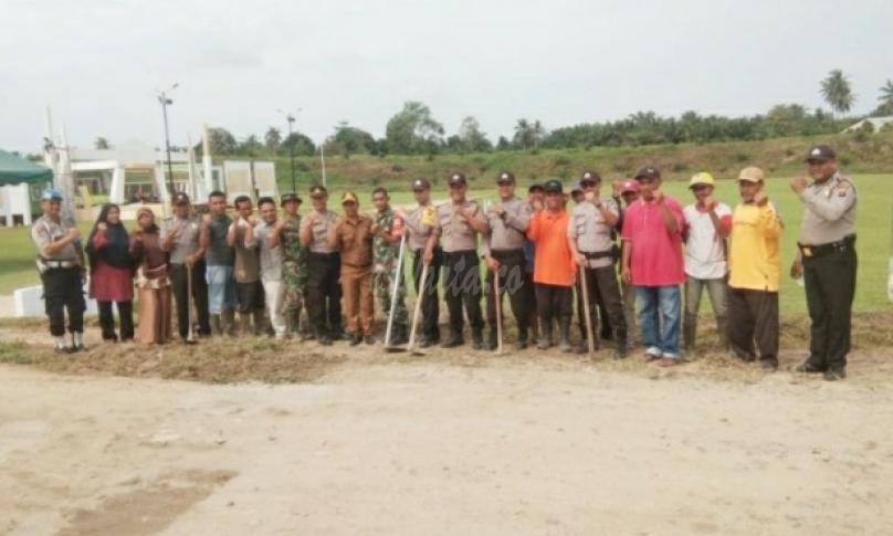 Berswafoto bersama.
