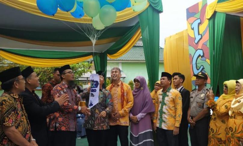 Penutupan Milad SMA IT Iqra' dihadiri Gubernur Bengkulu, Rohidin Mersyah.