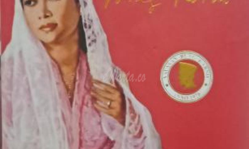 Ibu Negara yang juga penjahit Bendera Pusaka Sang Merah Putih, Ibu Fatmawati.