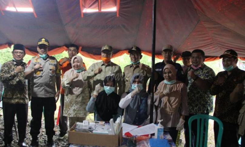 Gubernur Bengkulu Rohidin Mersyah didampingi Kapolda dan Danrem 041/ Gamas Bengkulu tinjauh langsung perbatasan Bengkulu - Sumatera Selatan