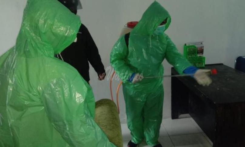 Penyemprotan Desinfektan 