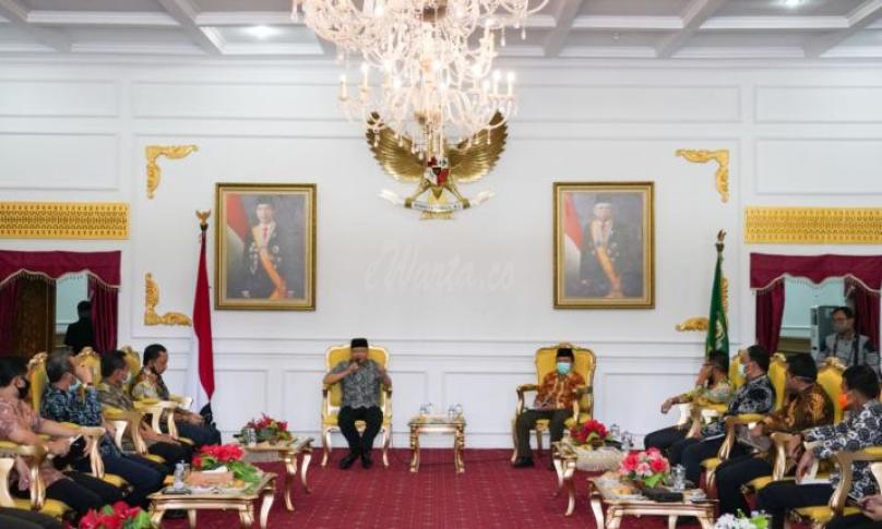 Hal ini diperkuat oleh Kepala OJK Provinsi Bengkulu Yusri, relaksasi pembiayaan itu diterapkan dalam 6 Butir Peraturan OJK tersebut.