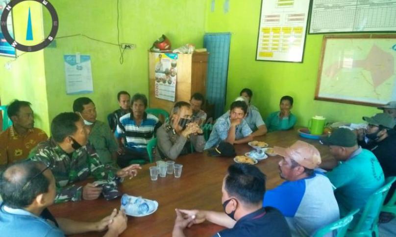 Perangkat dan Warga Desa Talang Panjang Kecamatan Ilir Talo, Seluma provinsi Bengkulu.