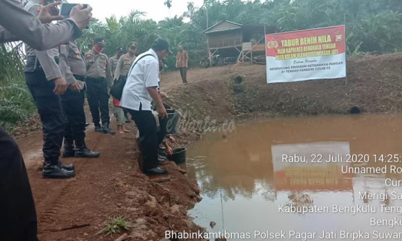Polres Benteng sebar benih ikan