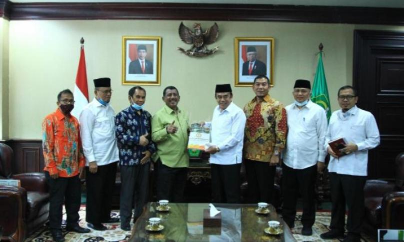 Menag bersama pimpinan PTKIN Papua, Papua Barat dan Aceh (Foto: Sugito)