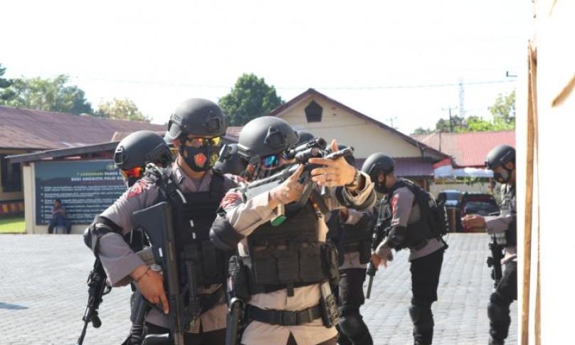 Personel Brimob Bengkulu