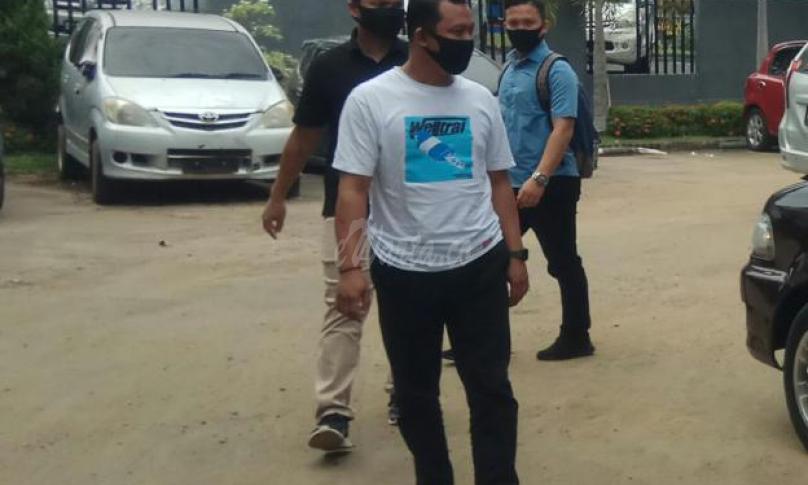 Tersangka Pemeras Kades di Benteng