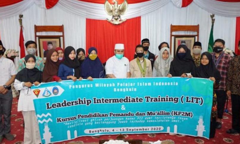 Walikota membuka langsung pelatihan pemandu dan mu’allim