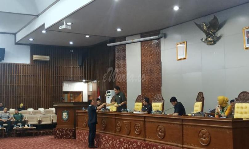 Paripurna penyampaian laporan hasil reses, Senin (16/3/2020).