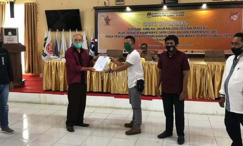 Rapat Koordinasi tentang jumlah ukuran dan desain materi Alat Peraga Kampanye (APK)