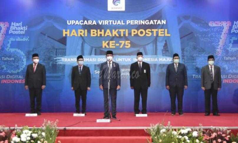 Upacara Peringatan Hari Bhakti Postel ke-75 dari Aula Anantakupa, Kantor Kementerian Kominfo, Jakarta, Senin (28/09/2020).