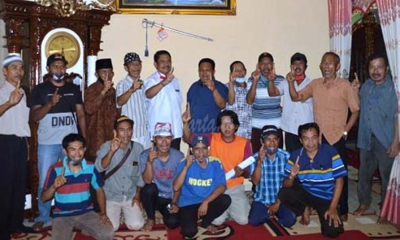 Para tokoh dan masyarakat dari lima desa di Seberang Musi, Kepahiang 