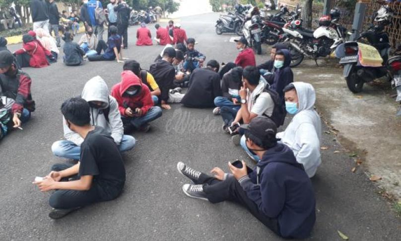 Sejumlah pelajar SMP yang diamankan Polisi