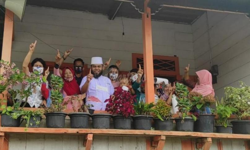 Helmi Hasan saat berkampanye