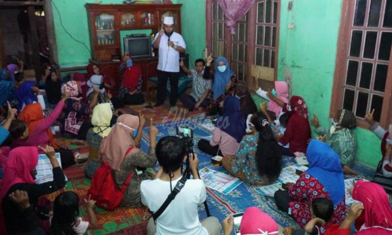 Calon Gubernur Helmi Hasan saat kampanye di Bengkulu Utara