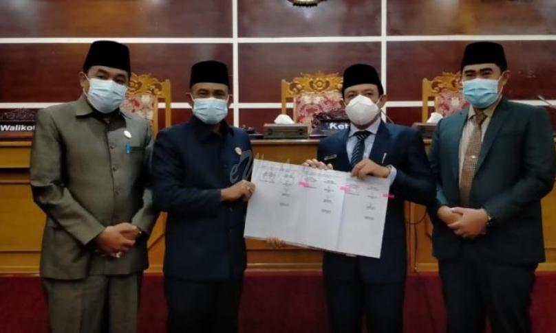 Perda APBD Kota Bengkulu Tahun Anggaran 2021 Disahkan
