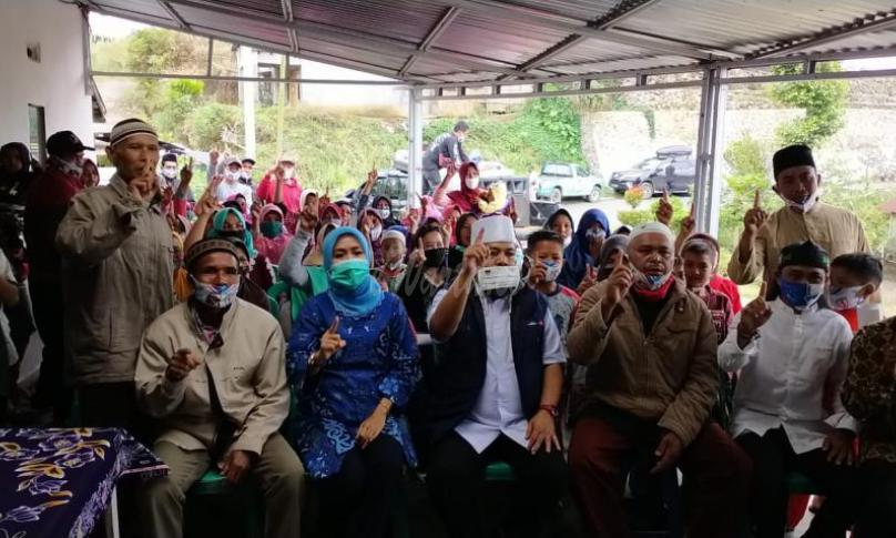 Calon Gubernur Bengkulu nomor urut 1 Helmi Hasan berkeliling di pelosok-pelosok desa yang ada di Provinsi Bengkulu