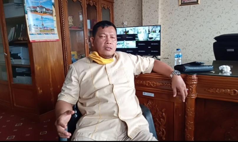 Wakil ketua II DPRD Seluma Ulil Umidi