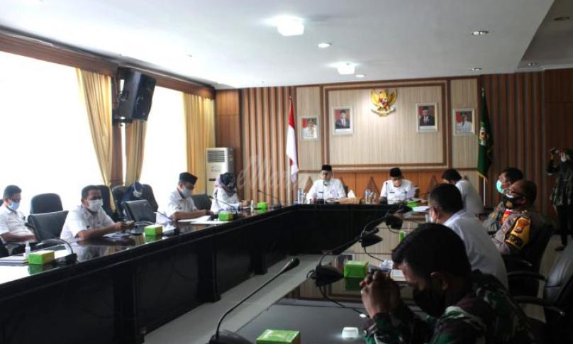 Rapat Finalisasi Terkait Rencana Kerja Penyelenggaraan Peringatan HUT Provinsi Bengkulu, Rabu (11/11) di Ruang Rafflesia Kantor Gubernur.