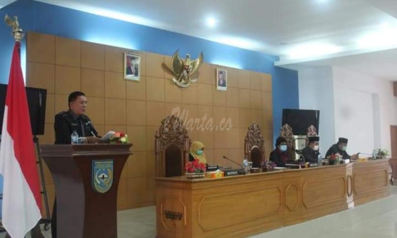 Paripurna digelar di lantai dua ruang paripurna DPRD Bengkulu Utara, Selasa (10/11/2020).