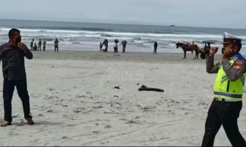 Polres Bengkulu Gelar Razia Masker di Pantai Panjang