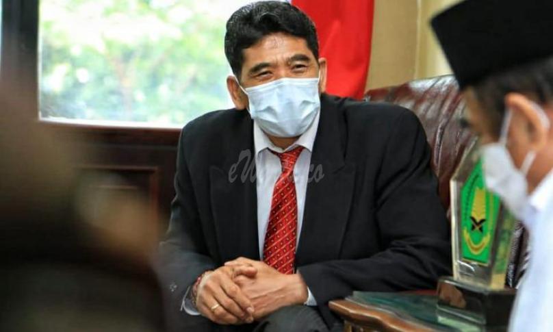 Rektor UHN IGB Sugriwa, I Gusti Ngurah Sudiana saat bertemu Menag Fachrul Razi (Foto : Riki Andriyawan)