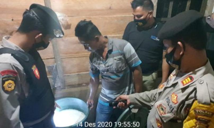 Polres Bengkulu Selatan Sita Ratusan Liter Tuak