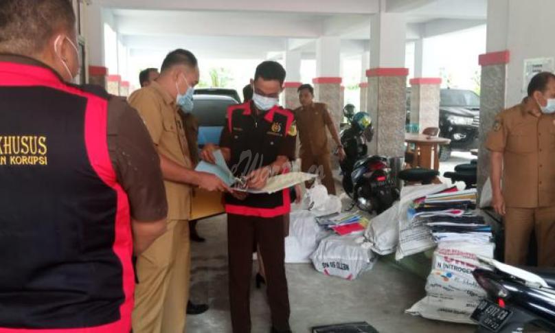 Penggeledahan Kantor BPKD dan PMD Seluma