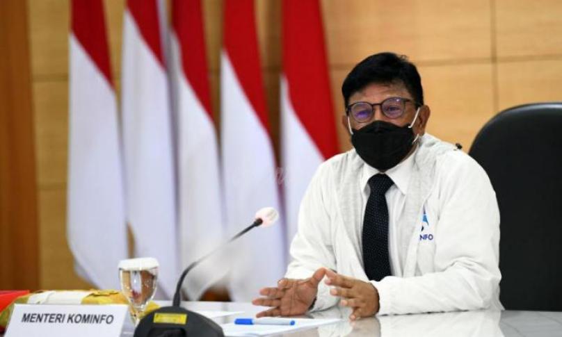 Menteri Kominfo Johnny G. Plate dalam Rapat Virtual Kementerian Kominfo bertema "Menkominfo Menyapa: Indonesia Terkoneksi, Semakin Digital Semakin Maju", dari Jakarta, Senin (04/01/2021). - (Indra Kusuma)