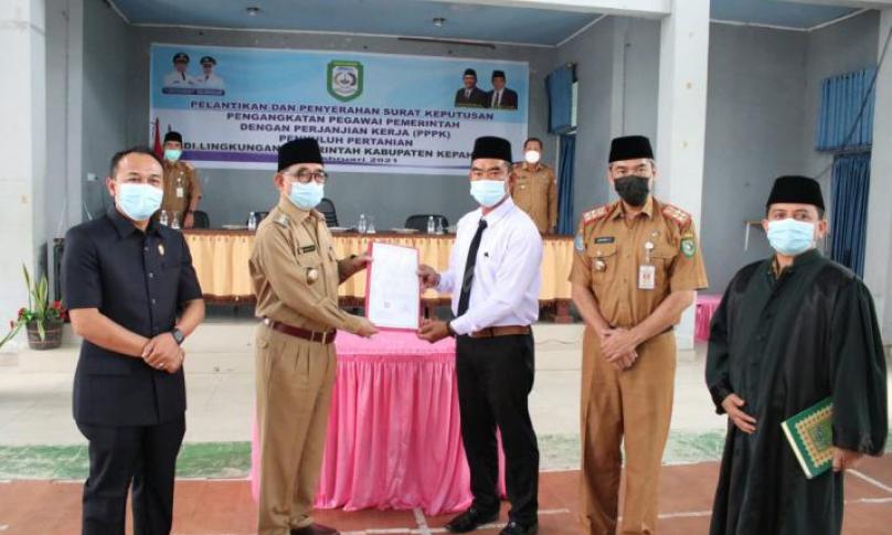 Bupati Kepahiang Lantik P3K Penyuluh Pertanian